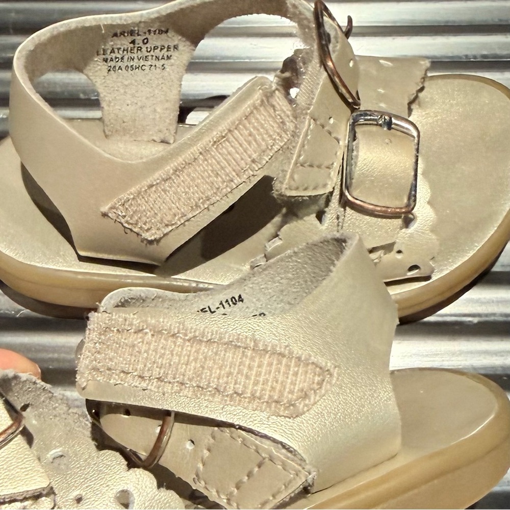 Footmates Ariel Soft Gold Leather Sandals - Picture 7 of 7